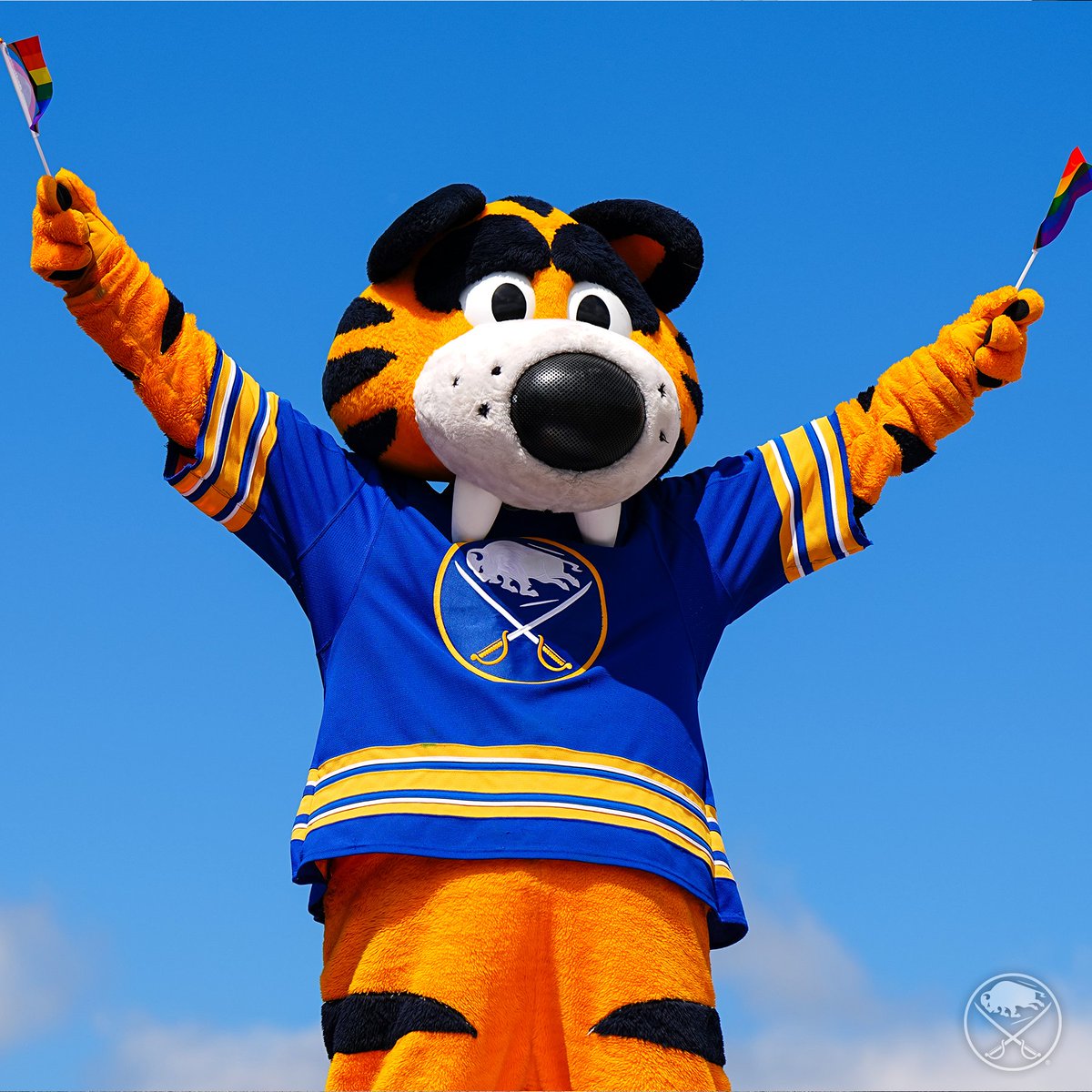 BuffaloSabres's tweet photo. We had the best time at the Buffalo Pride Parade today! 🏳️‍🌈🏳️‍⚧️

Thank you to everyone who celebrated with us! 

#LetsGoBuffalo | #sabrehood https://t.co/Se70Mwbrqw