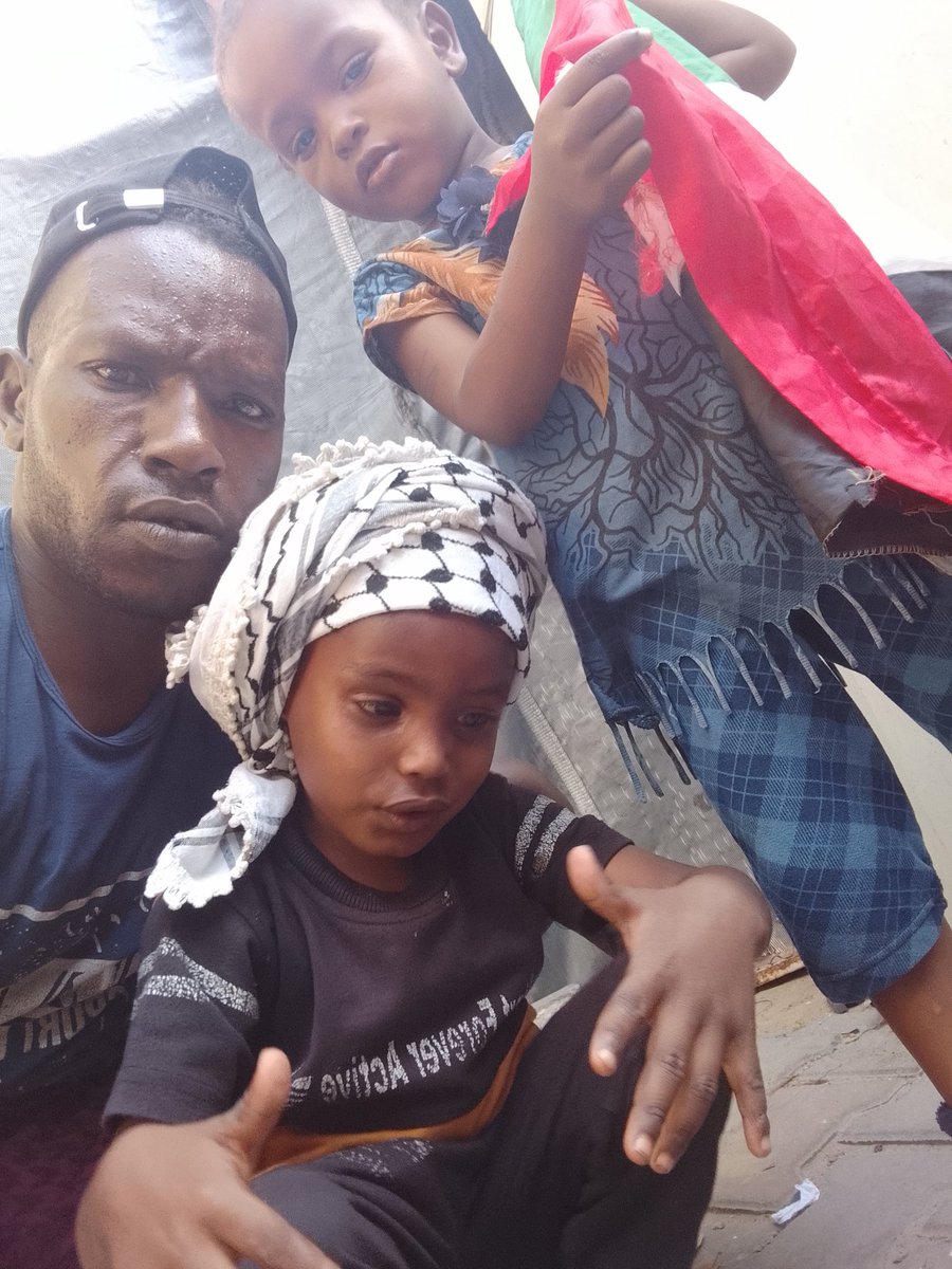 RamiUbaid97990's tweet photo. Black skin 🫶😥
I appeal to your living consciences at all times and in all circumstances
I await your kindness and compassion with all my love, loyalty, and sincerity 🫶🏿🙏❤️
https://t.co/E7TbF8Pshx https://t.co/KrGmKBqxs8