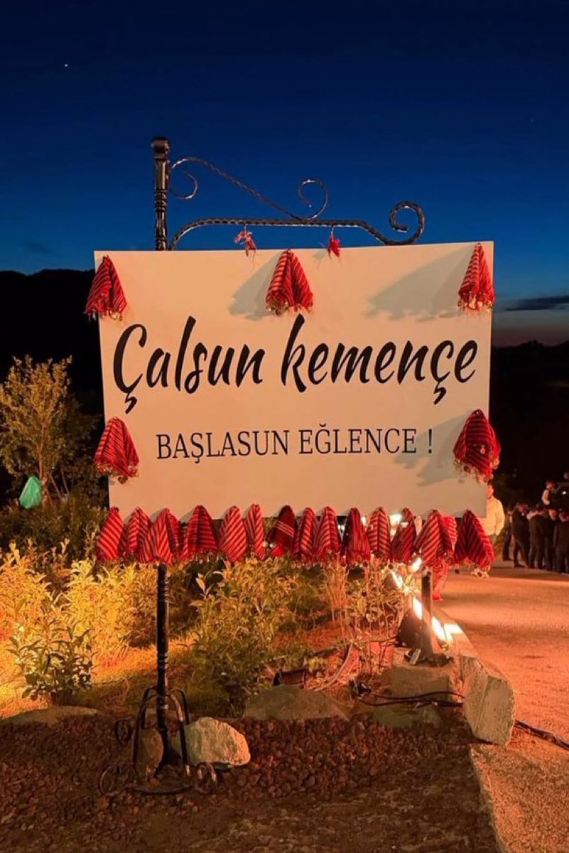 “Çalsun Kemençe” BAŞLASUN EĞLENCE ! tabela #EsDil kına gecesinden 🥺👰🏻‍♀️🤵🏻