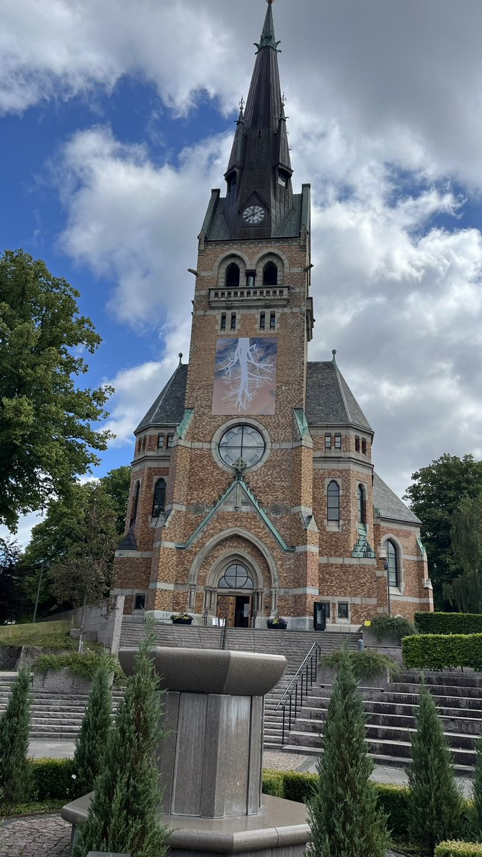 FaxeAxelsson's tweet photo. Fortsätter att fotodumpa med kort i från Sverigebesöket 2024 med en hyllning till landets vackraste och mest attraktiva stad: Borås https://t.co/N3EL09cRO3