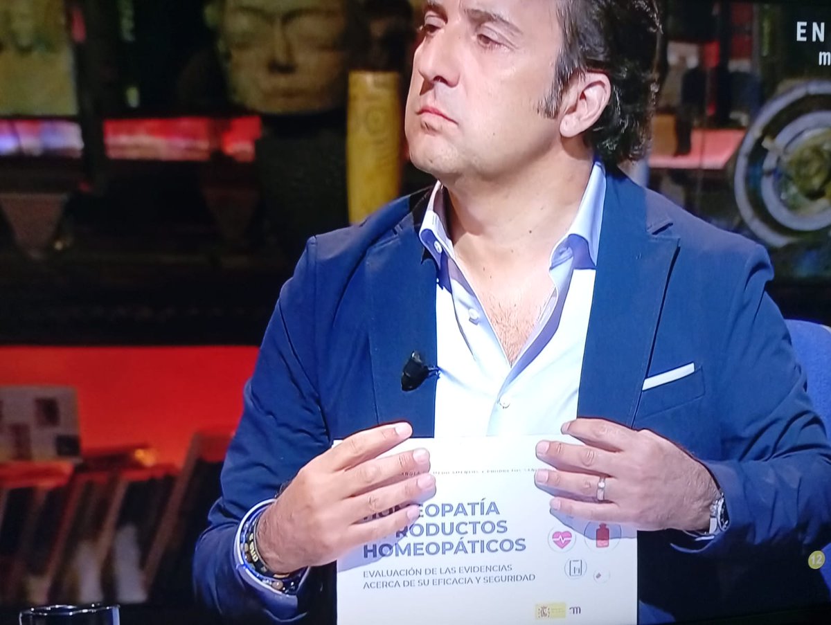 drogomaniaco's tweet photo. Si te hablan de #homeopatía como tratamiento, te demuestran carecer de la más básica formación y compresión científica.

Y si quien lo hace es un"profesional sanitario"... HUYE DE TODO LO QUE TE PROPONGA!!

La homeopatía es una estafa para quien no conoce el número de Avogadro.🤦‍♂️ https://t.co/Br6vOse7LB