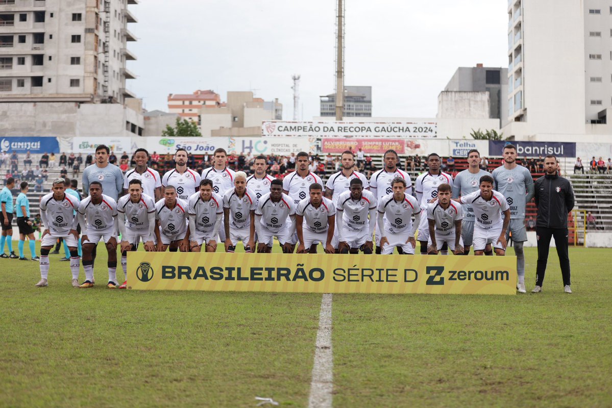 jec_online's tweet photo. Fim de jogo em Ijuí

São Luiz 3-1 Joinville

📸 Ivanor Jr. | JEC

#JogaJunto https://t.co/WDHoAYWTlP