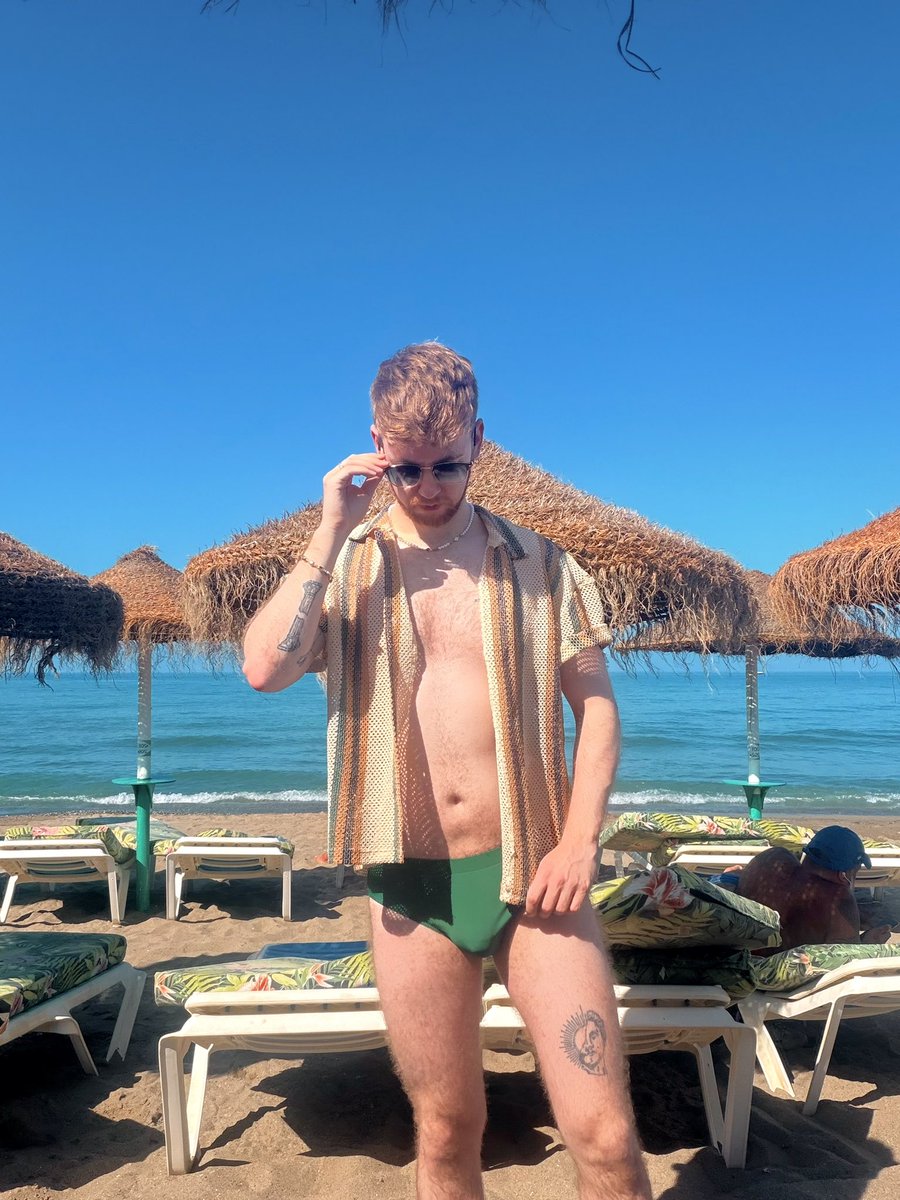 rorsillustrates's tweet photo. first time in a speedo and at a gay beach go easy on me https://t.co/o0lU6UiZm5