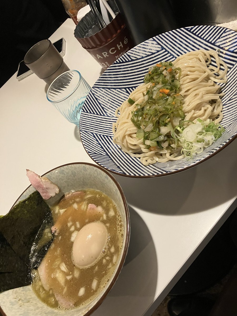 KaitohJr's tweet photo. 移転前、これがホントに最後の……はず。

煮干そば 平八(旧店舗)

山形だし もりそば 全乗せ

港の古…が山形だしリメイク‼︎
つけ汁の方にと思ったらマサカの麺の方ヘ
山形だしを絡めた麺をつけ汁に浸し…落下(^^)自動的につけ汁に"移転"するシステムとなってます https://t.co/tEkpAmGA4n