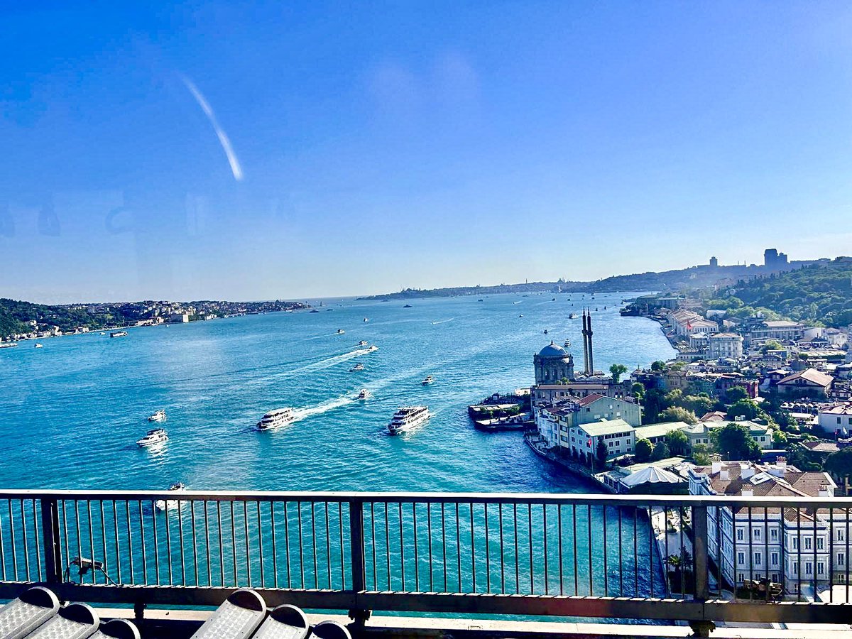 CBJ_GVA's tweet photo. Few cities in the 🌍 can match #Istanbul.

A city that stretches across two continents, where every crossing of the Bosphorus feels like a journey btw worlds.

No matter how many times I return, Istanbul never ceases to amaze me.

Some cities are visited.
Istanbul is experienced. https://t.co/Xaqlqz6Lrt