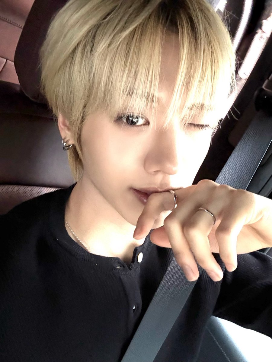 04_blobb's tweet photo. 오탠♡♡ https://t.co/BH4rjPW4WS