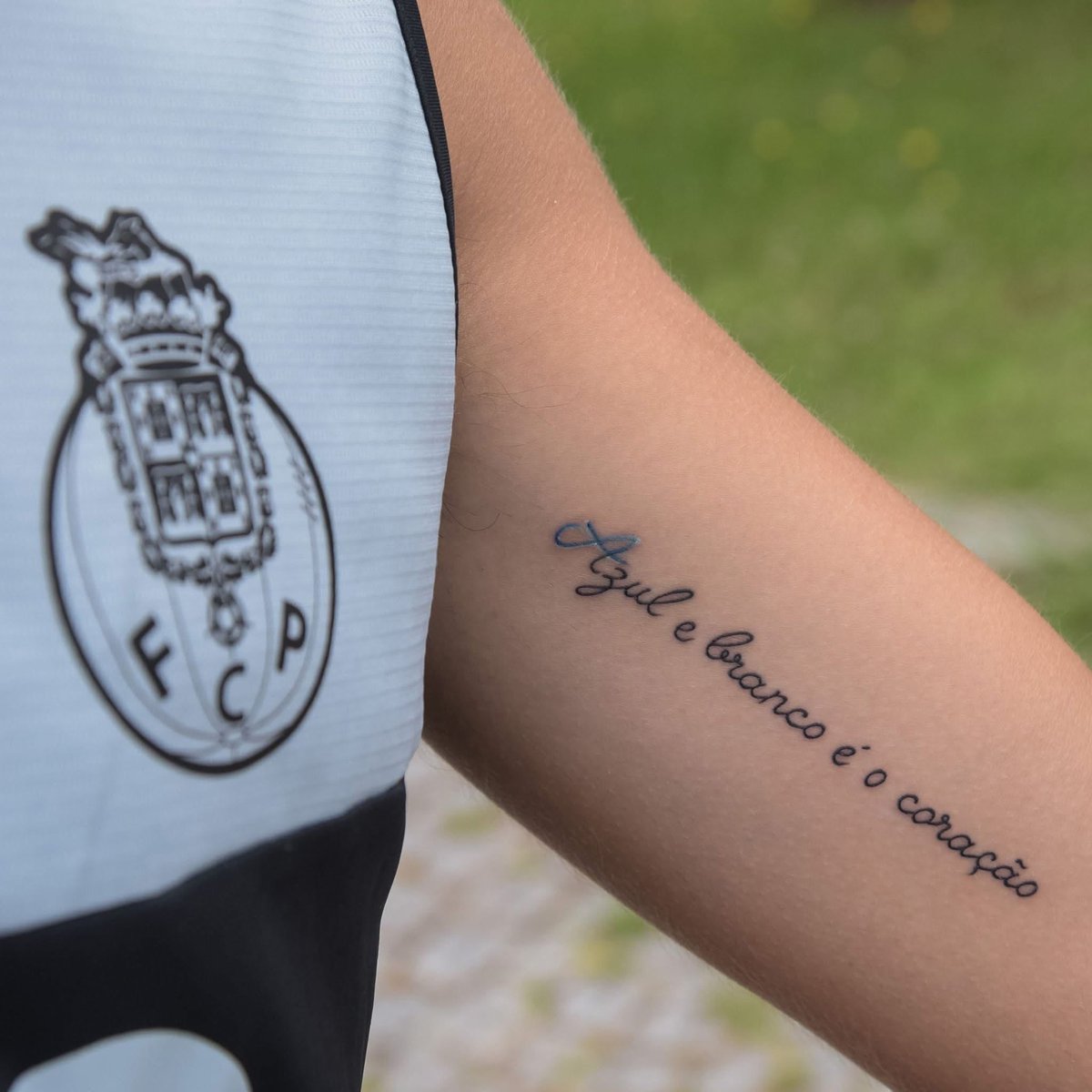 xico1893's tweet photo. @FCPorto Essa foi fácil… Bem vindo de volta André! https://t.co/MgiYpLiepB