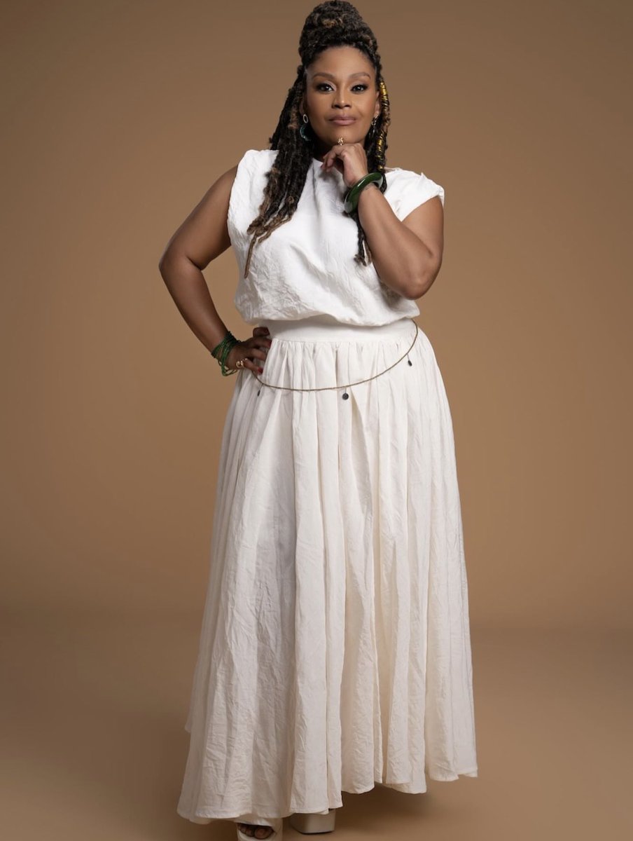 Jabu_Macdonald's tweet photo. I really want to hear Latoya’s side of the story, but it’s difficult to believe most of what she says when she constantly sees herself as the victim in every situation.

Her children have repeatedly complained about her rushing to bring her partners into their lives, but she never listened. Nubia literally said that Baba would be toxic too, and look what happened.

As long as she doesn’t take accountability for her role in some of the things that have happened, she’ll keep repeating the same mistakes and further damage her relationship with her children.

#TheMakhenes