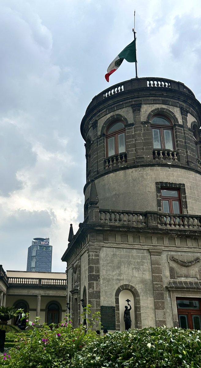 Pipiripunk's tweet photo. CDMX ❤️ https://t.co/j8XynWwCaI
