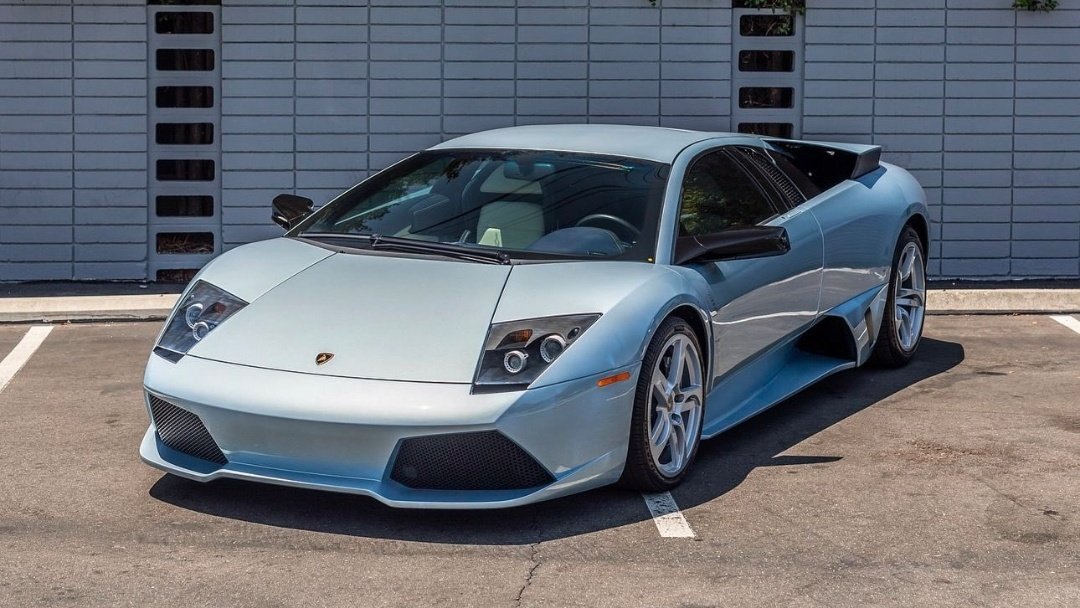 DailyLamboTM's tweet photo. 'Azzuro Aquarius' Lamborghini Murcielago https://t.co/eSIVQ2kWYR
