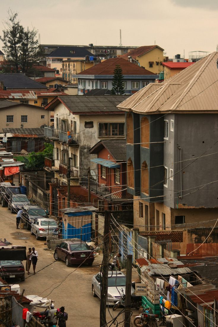 ADELABU (onile white house) builder tweet media