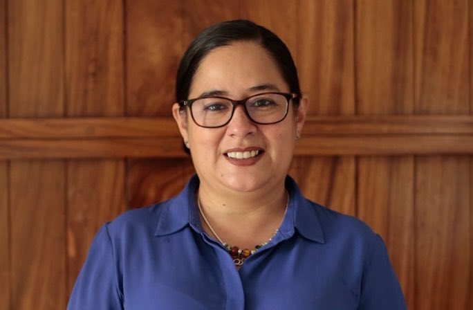 MonikR84's tweet photo. 384 días como presa política del régimen dictatorial salvadoreño por denunciar la corrupción.  
#LibertadParaRuth #JuicioPúblicoParaRuth https://t.co/TPrLPrKuvO