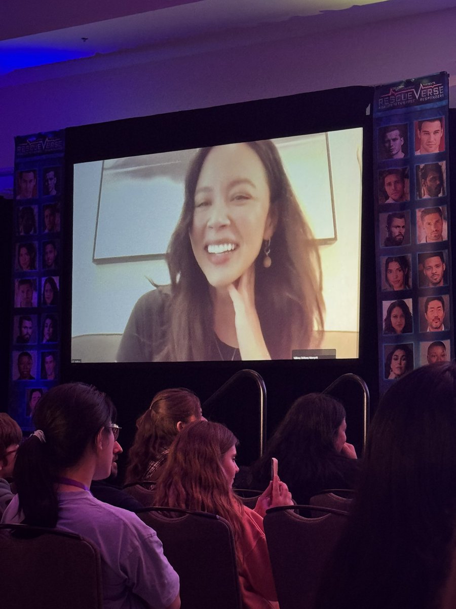 dqstcrdly's tweet photo. some stills from melissa at the panel! (more in replies) #rescueverse https://t.co/XsUvoMND9p