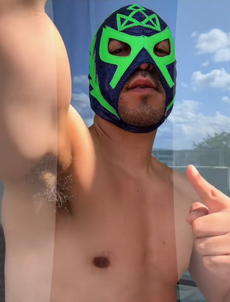 SantoKingRey's tweet photo. Ven a olerme las #axilas 
Ir ➡️https://t.co/SF3TJ03eEx

#pits #armpits #axila https://t.co/kJadKVYYN6