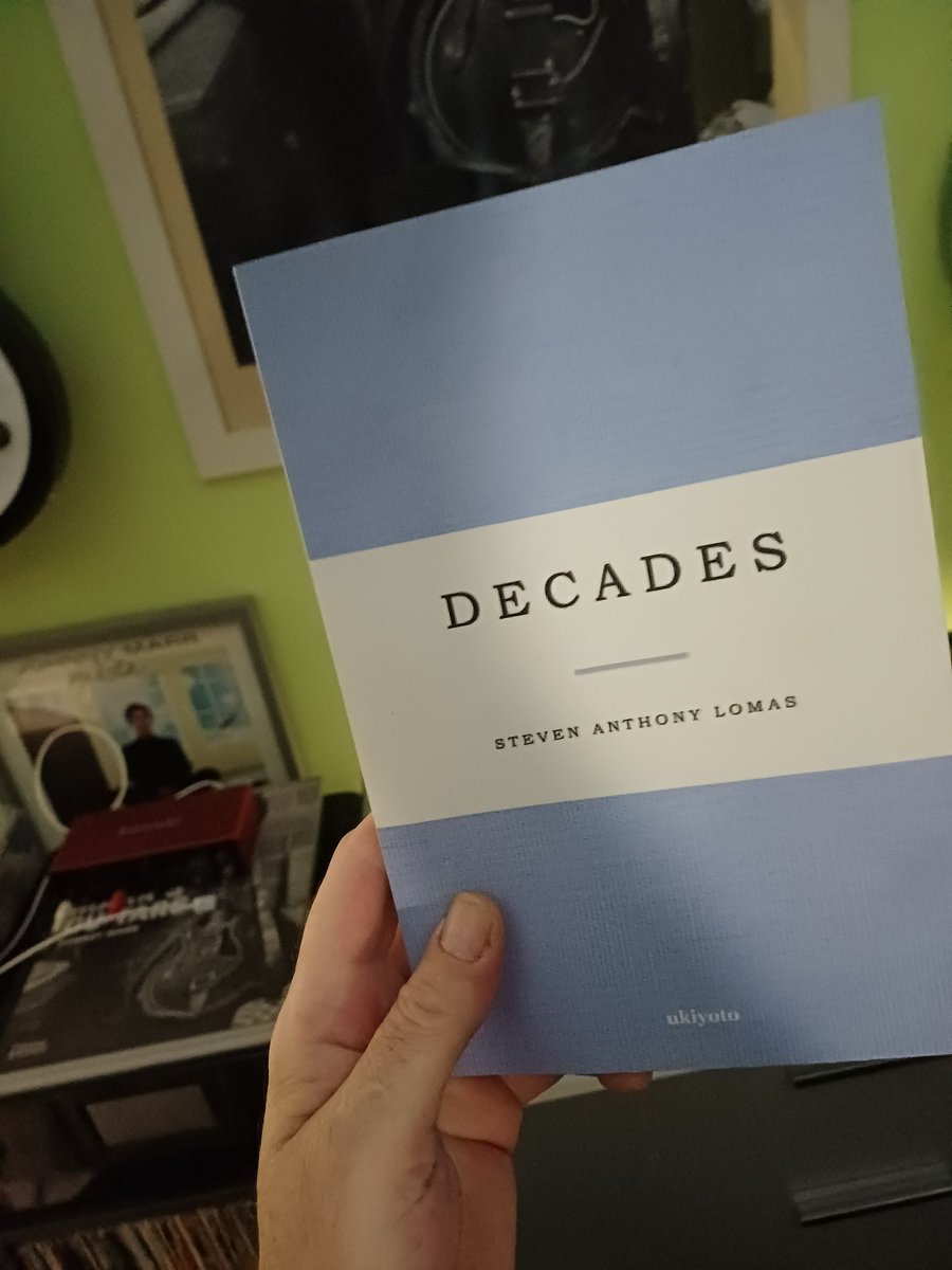 Steven_A_Lomas's tweet photo. @rickygervais Buy my debut book Ricky!

Shit sales.

Four Smiths gigs in it.

https://t.co/JvNOumYVlq https://t.co/Yks0UdTIVG
