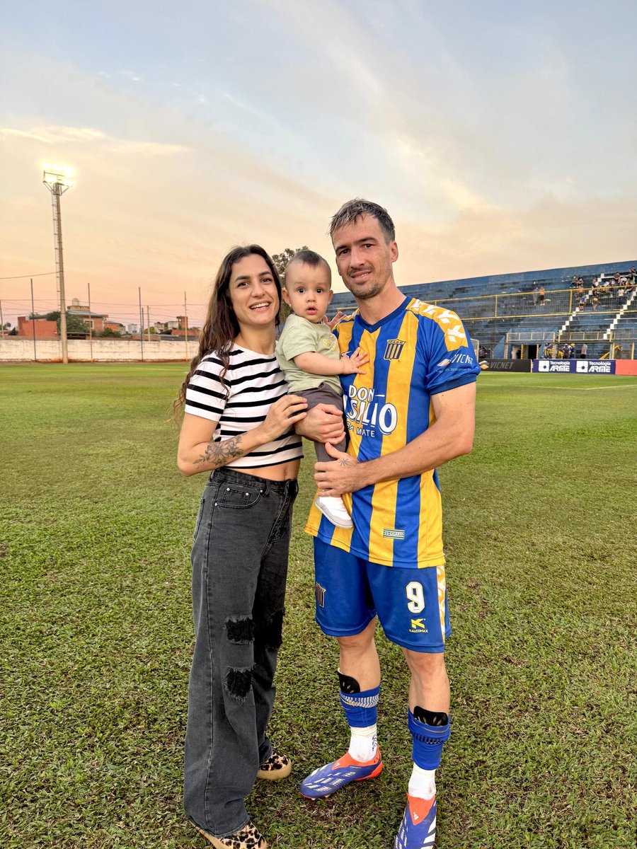 tottik9's tweet photo. ♥️⚽️👶🏻 https://t.co/uSq7CUMHLj