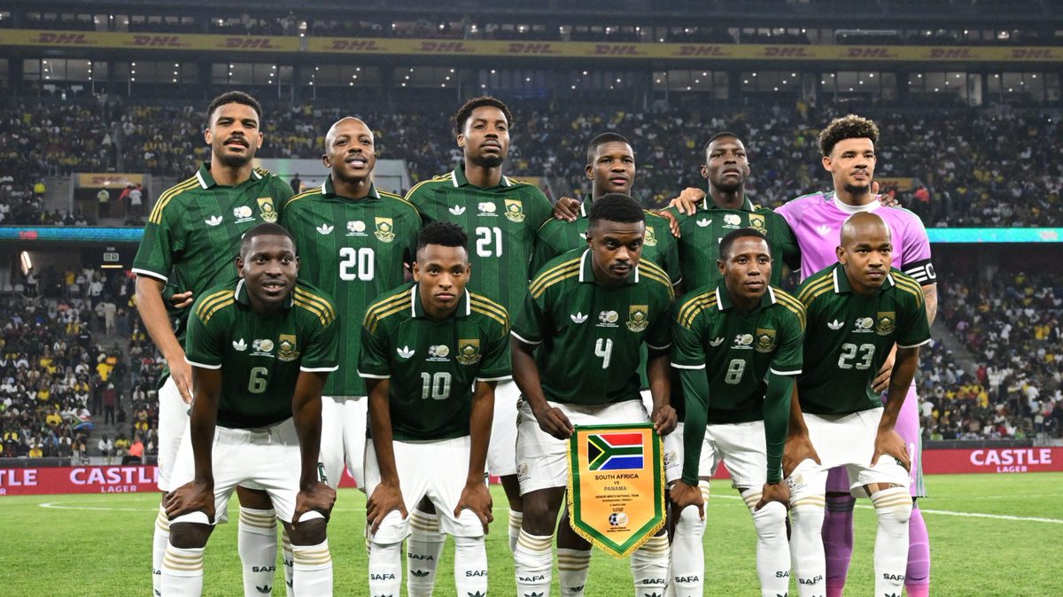 iDiskiTimes's tweet photo. 𝗛𝗔𝗣𝗣𝗬 𝗪𝗢𝗥𝗟𝗗 𝗖𝗨𝗣 𝗪𝗘𝗘𝗞 

How far do YOU think Bafana Bafana will go?

▪️ Group stage exit
▪️ Round of 32
▪️ Last 16
▪️ Quarter-final
▪️ Semi-final
▪️ Final 
▪️ WINNER https://t.co/P4OzdPSdjG