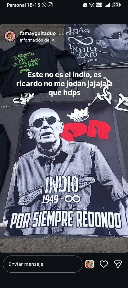 borderlands_18's tweet photo. En lo del Indio alguien estaba vendiendo remeras con una foto de Ricardo de Fama y Guita jsksjsjajaja https://t.co/PLZMfTwE6O