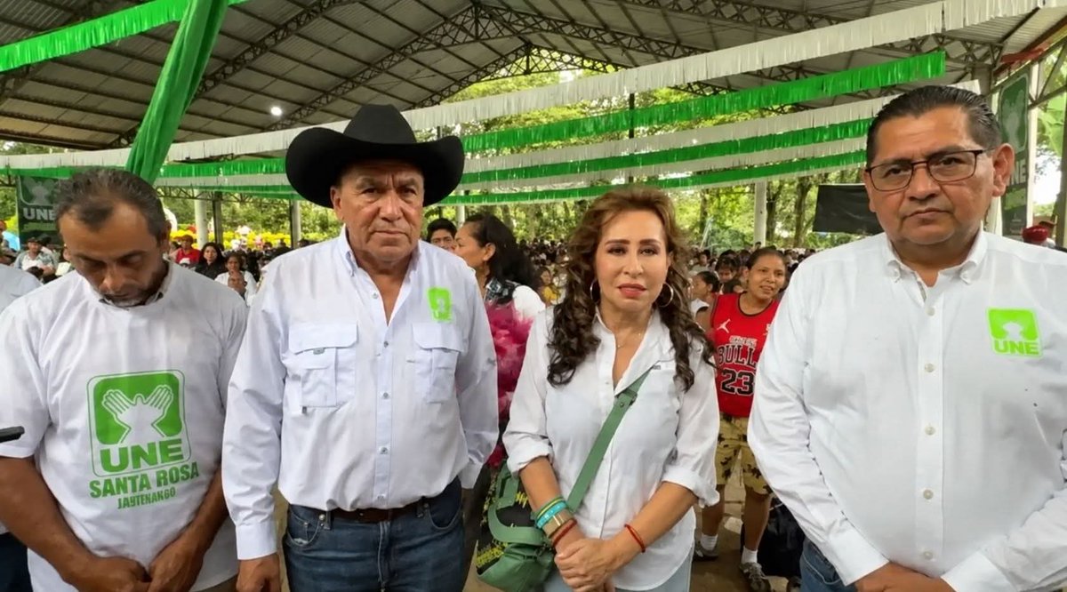 GersonGudielCas's tweet photo. Tanta corrupción en una sola foto. 🤮🤮🤮 https://t.co/Zt8AZuUeXP