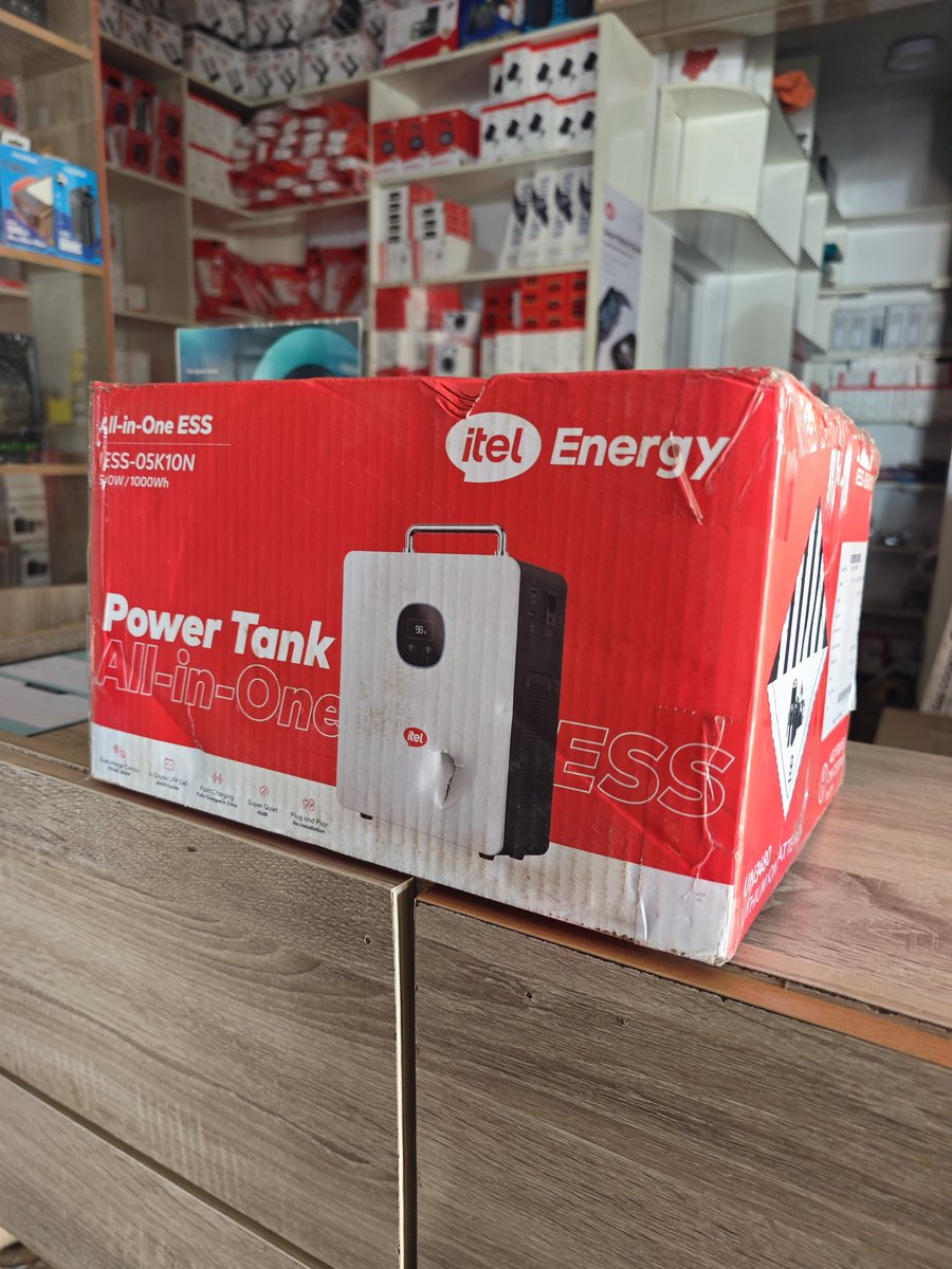 SkylarksPlace's tweet photo. 🔥 ITEL Power Tank Solar – Reliable Power Solution!
• With 350W Panel — ₦440,000  
• With 400W Panel — ₦460,000  
• Without Panel — ₦340,000  

Specifications:
- 500W Pure Sine Wave Inverter  
- 1000Wh Lithium Battery (8–10 years lifespan, 6000+ cycles)  
- Fast charging via Solar + NEPA (~2 hours)  
- Plug & Play — no complex installation  
Perfect for: Apartments, shops, small offices & students  

What it can power:
- Mini refrigerator  
- Up to 55" TV  
- Standing fan + Laptop  
- Blender (moderate use)  
- Lighting bulbs, gadgets, etc...

✅ Silent | No fuel | No smoke | Clean & steady backup power  
🚚 Nationwide delivery available
