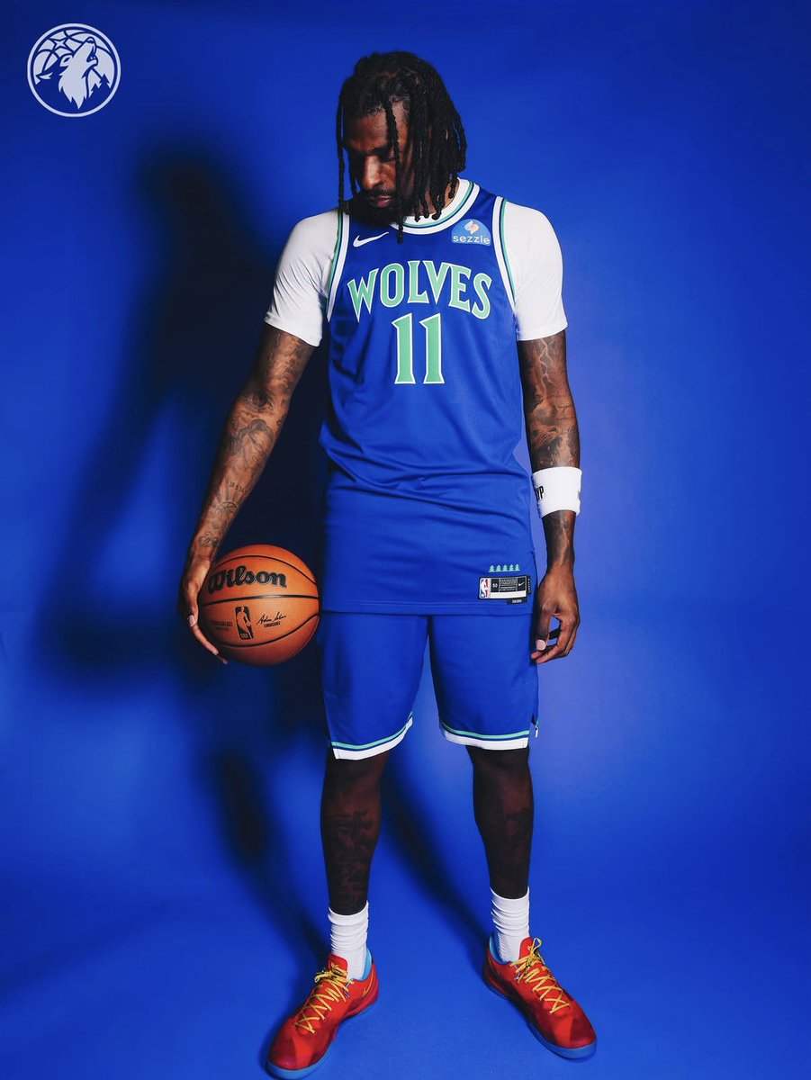 EvanporterNBA's tweet photo. Timberwolves new Icon jerseys https://t.co/fbNDq1co9q