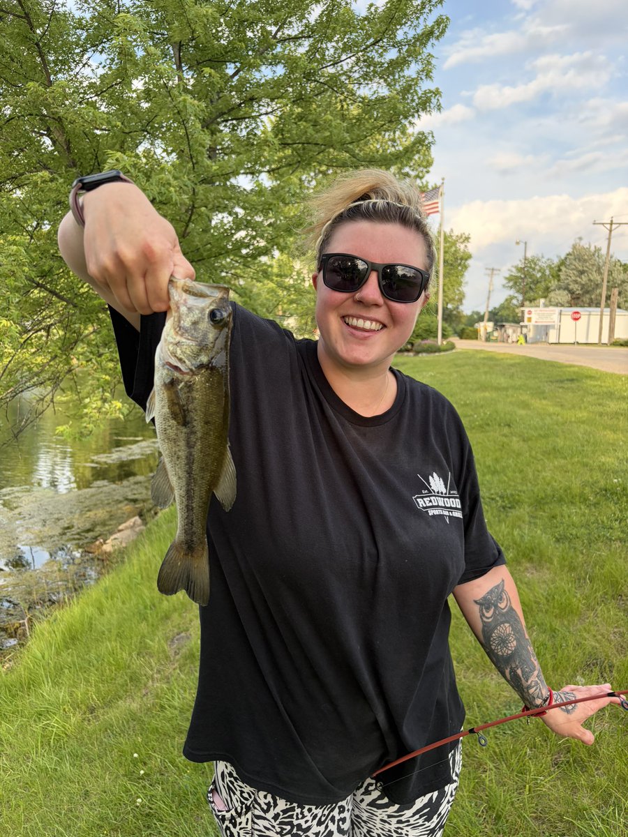 EmilyAlberti's tweet photo. Out Fishin’ https://t.co/NASZA5gHwk