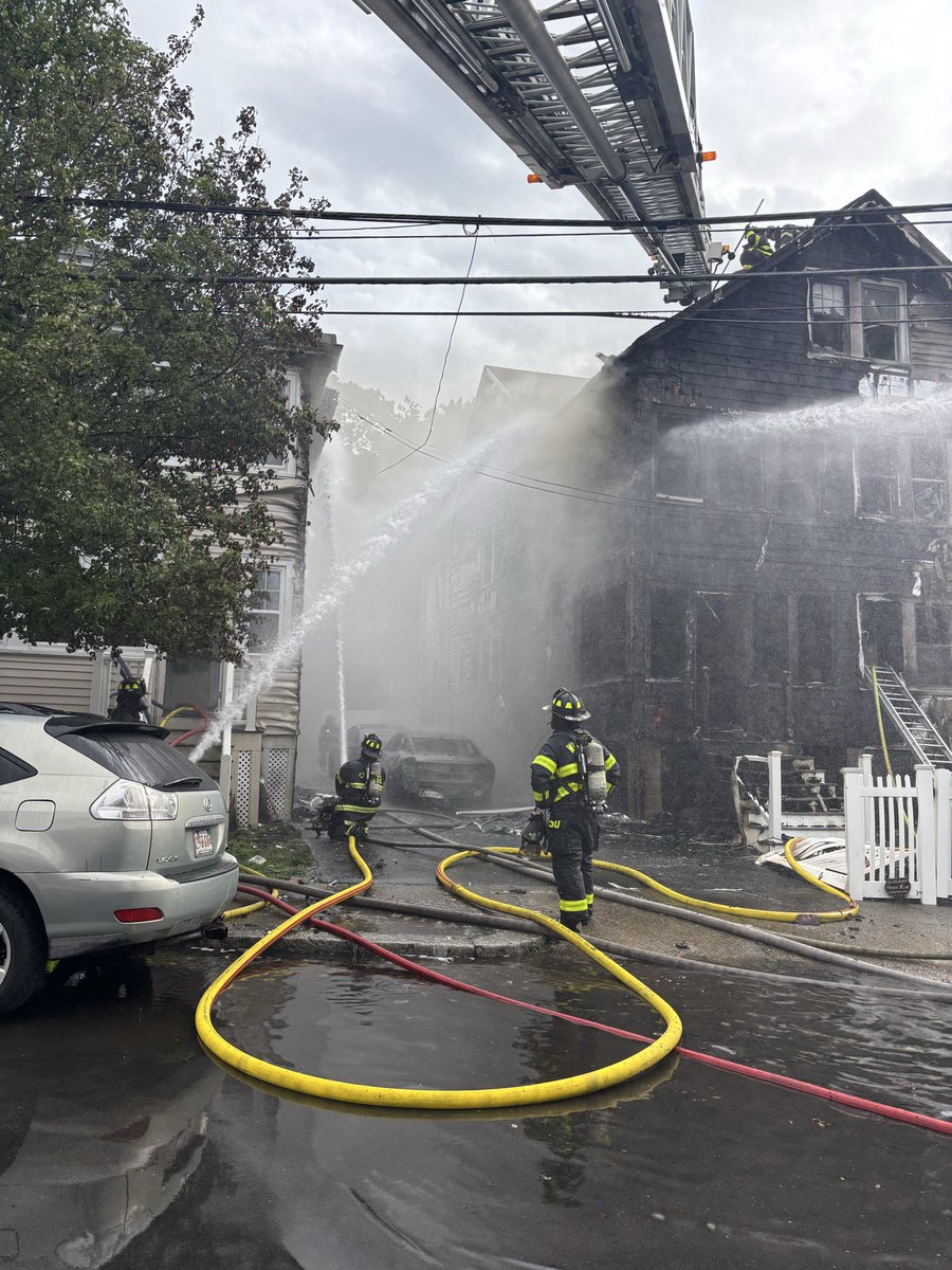 VINNYZ106's tweet photo. ;4th Alarm
Now in Winthrop for manpower https://t.co/NKzKQ9yfxr