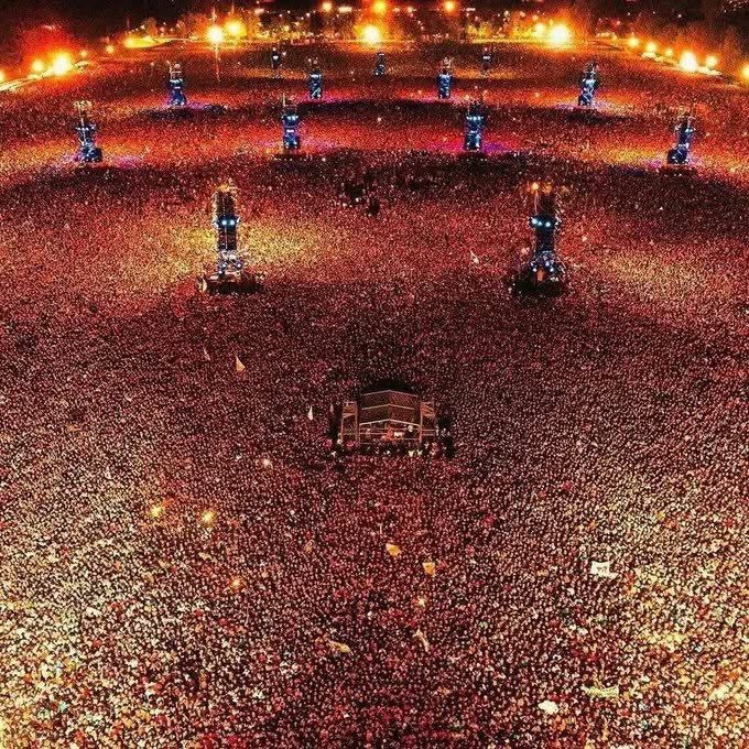 jsareok's tweet photo. Gracias por las canciones, las emociones y los caminos que nos ayudaste a recorrer.

Tu voz seguirá viva en cada abrazo ricotero.

Buen viaje, Indio. La misa sigue. ♥✌🏼🇦🇷 https://t.co/fEUxxVeipM
