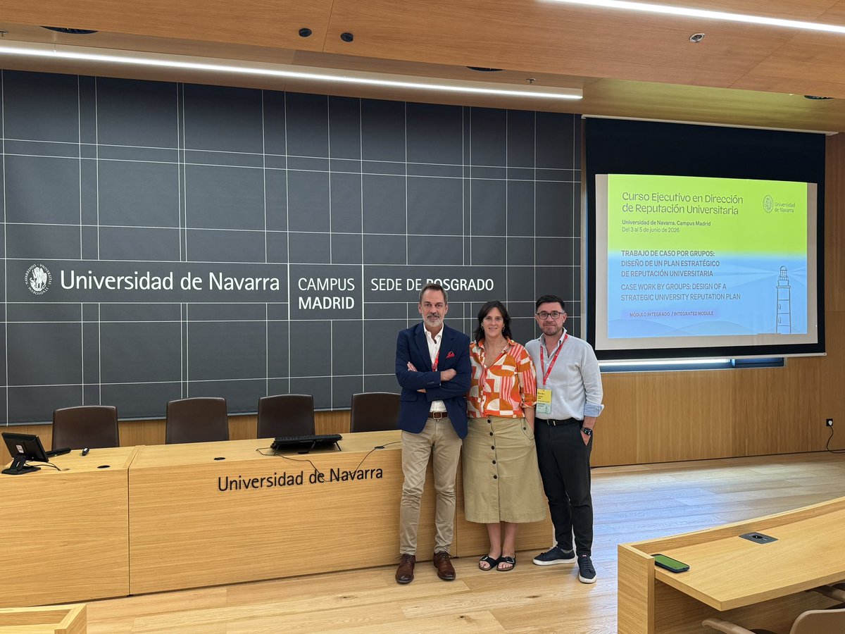 SoledadAcunia's tweet photo. En estos tiempos donde todo corre, parar para pensar que ES/HACE/PROMETE la universidad. Construir reputación. 

3 días en el Centro de Gob. y Reputación de universidades de la Univ. de Navarra. 

Curso Ejecutivo en Dir. de Reputación Universitaria. 96 personas/60 univ/20 países. https://t.co/6HTS41IyjE