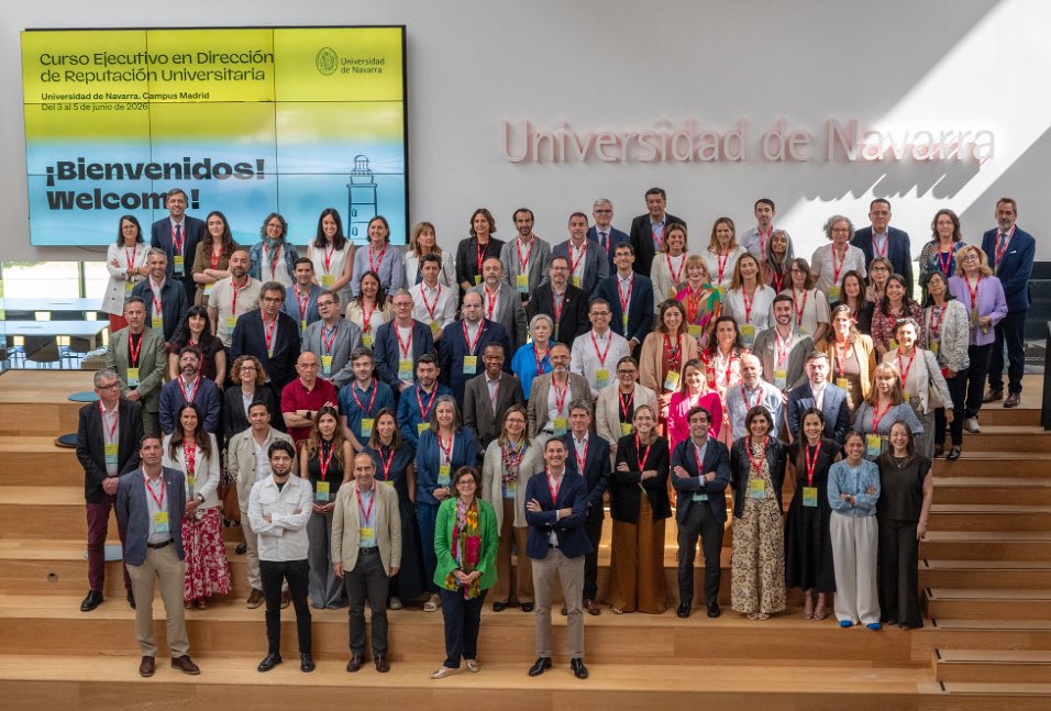 SoledadAcunia's tweet photo. En estos tiempos donde todo corre, parar para pensar que ES/HACE/PROMETE la universidad. Construir reputación. 

3 días en el Centro de Gob. y Reputación de universidades de la Univ. de Navarra. 

Curso Ejecutivo en Dir. de Reputación Universitaria. 96 personas/60 univ/20 países. https://t.co/6HTS41IyjE