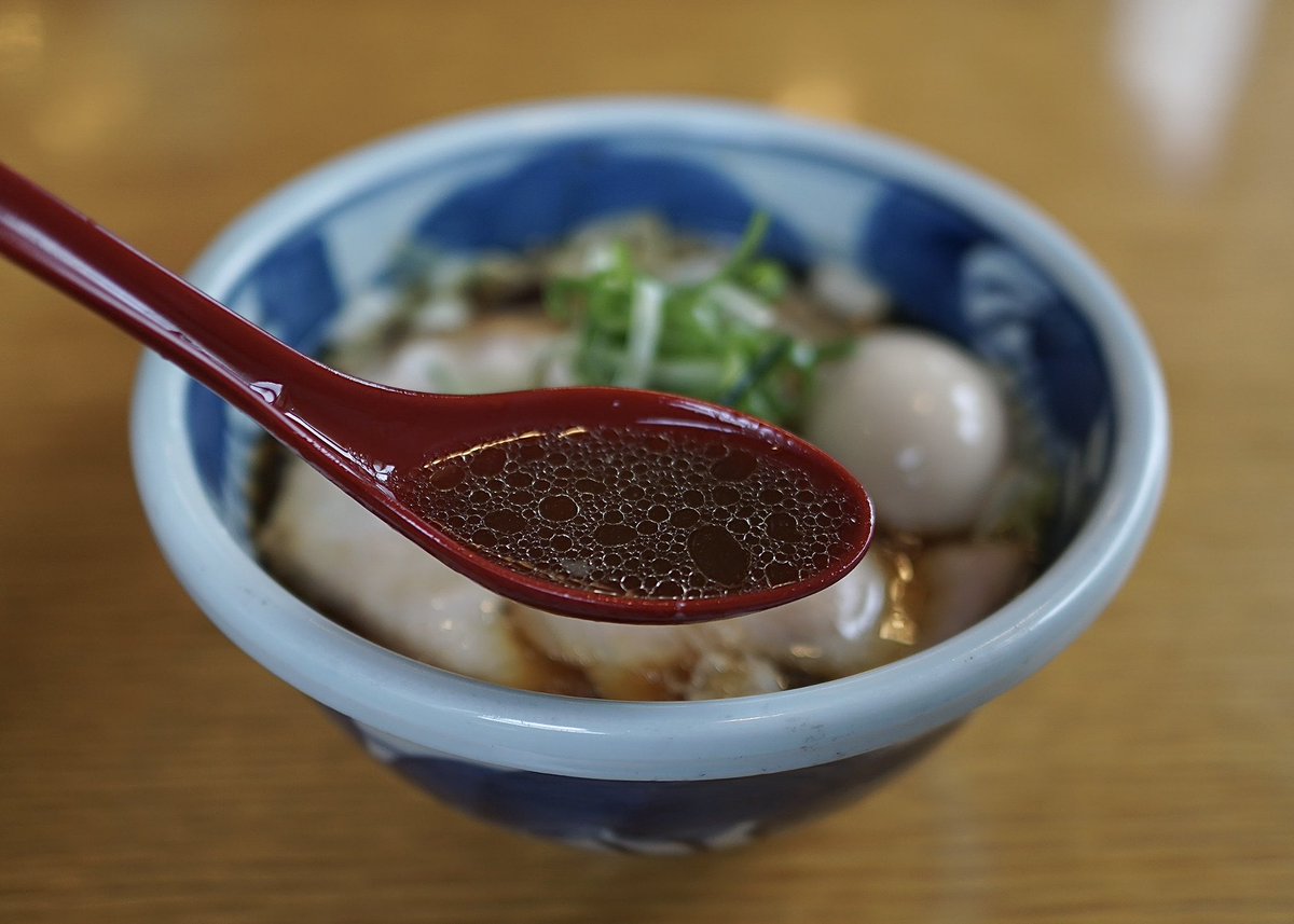 1g4eR92Qrse7xqu's tweet photo. サクラソバストア@さくら市
・軍鶏と地鶏の中華そば(醤油)
・カツオとバルサミコの和え玉

ご馳走様でした。
#サクラソバストア https://t.co/aGPlvxvsrm