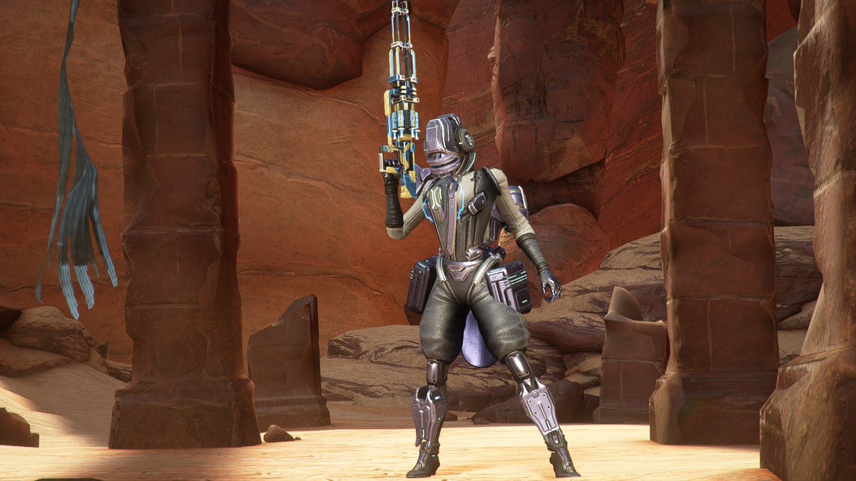 MasterDarkwingz's tweet photo. #Warframe #WarframeCaptura 
I added a purple colored Sister of Parvos to my collection with a mask and helmet.
I want this helmet on a Folksy personality Sister of Parvos, but this one is a Nervous personality.
It's still fun to collect other spawns. https://t.co/pFGzbT0xhn