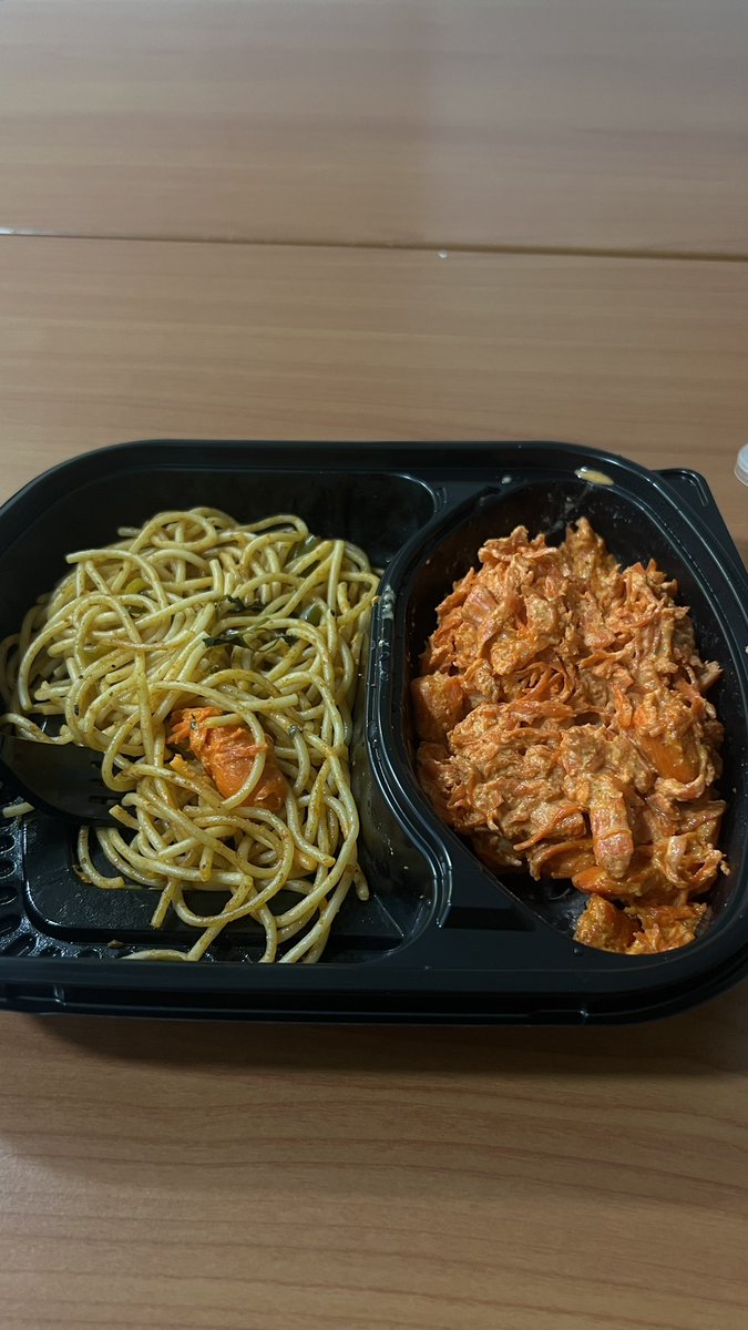 ab_alshareef10's tweet photo. Workout ✅
Healthy food ✅
Evening shift IV admixture prep ✅ https://t.co/Yj28F5kPcf
