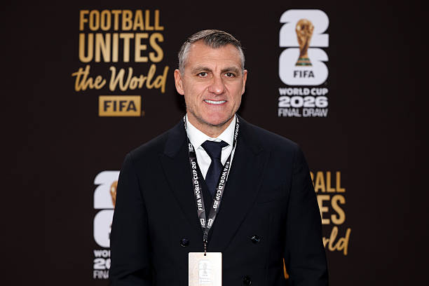 NazionaleNews's tweet photo. 🗣️ Interview de Bobo Vieri à la Gazzetta dello Sport: "On met l'entraîneur et le président sur le banc des accusés, on les force à démissionner, mais pour moi, ce sont les moins coupables. C'est le système qui ne fonctionne pas, il nous faut des règles, des réformes." https://t.co/85zAL11X9S