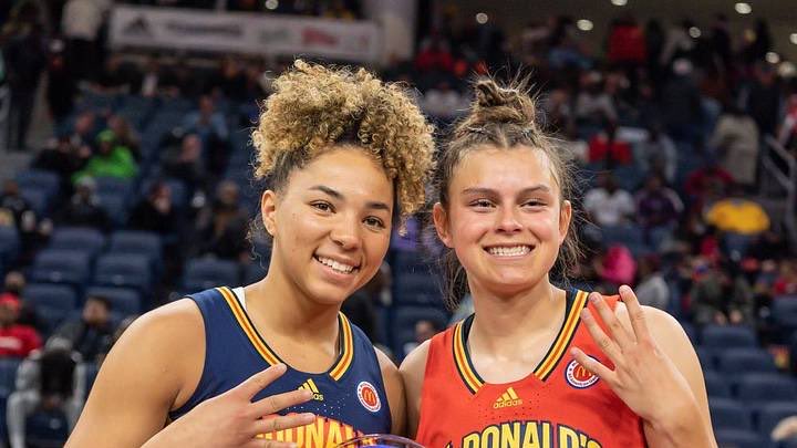 themightybruins's tweet photo. Still the last time we saw Gabs vs Kiki play on opposing teams https://t.co/8TwJS9UZay