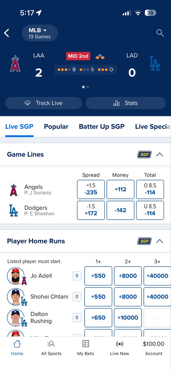 BrandoElliott's tweet photo. @FDSportsbook your app is a joke. Just stealing from the people. Pictures taken 5 seconds apart https://t.co/XfLsOYqhOj
