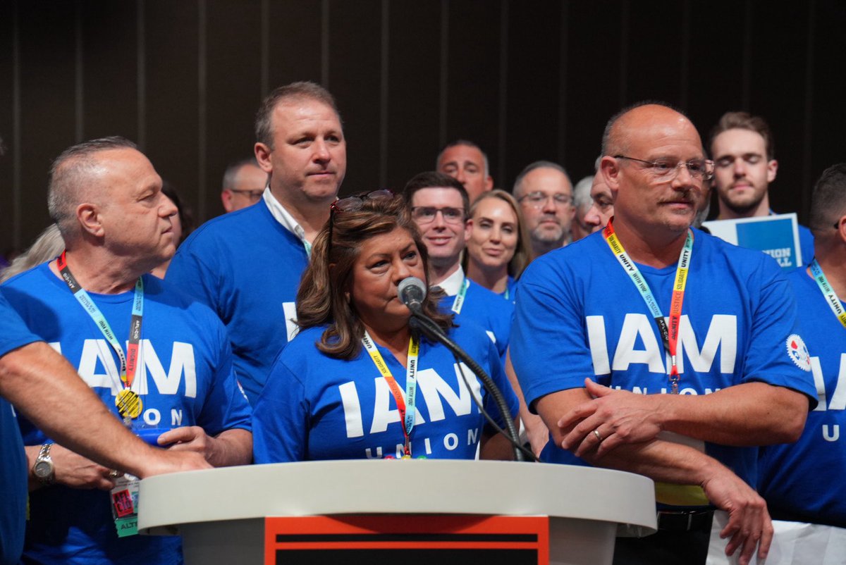 IAM_Union's tweet photo. We're the IAM Union ⚙️

We're a union for all ✊

We're in the house for the @AFLCIO Convention! 👊 https://t.co/t3TTUYyygo