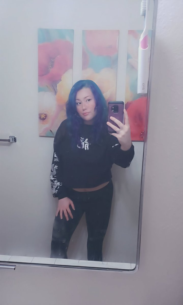 certifiedsimpe's tweet photo. ✨️Live right now✨️ 
Playing Dead by Daylight 💀🥀
Bring your good vibes! 🌈 https://t.co/HVeMVoQsMi