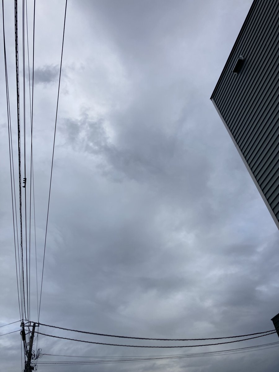 susukinoseika's tweet photo. おはようございます！今日の札幌は雨時々曇り☂️☁️、最高気温は16℃の予報です🌡️
夜は特に雨が強くなる予報です😣
#イマソラ 
#企業公式相互フォロー 
#企業公式つぶやき 
#企業公式が地元の天気を言い合う https://t.co/RYDtrtxntU