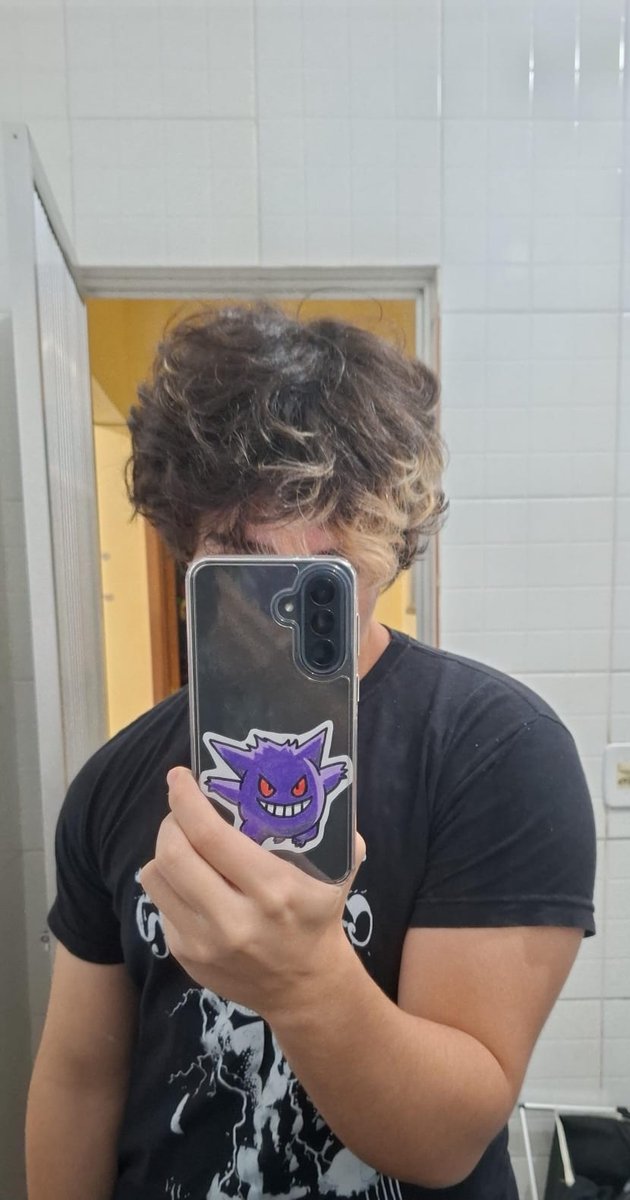 Bilindyy's tweet photo. Fiz o gengar pra ele por na capinha dele💗💗💗💗 https://t.co/np5UmGGtVB