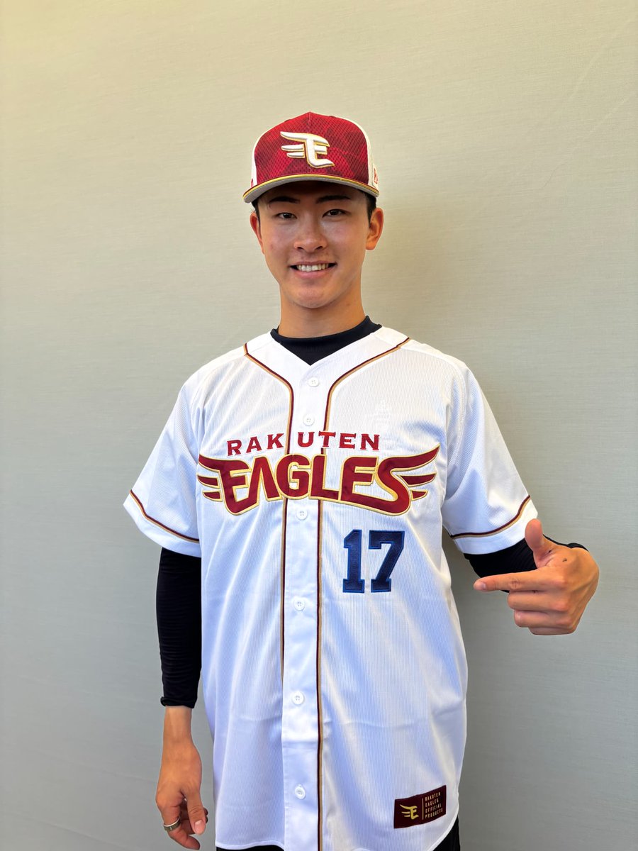 eagles_shop's tweet photo. [📢]＜現在受注販売中♪

||◤MyHEROカラーユニフォーム◢||

全20選手の個性を彩る「MyHEROカラーユニフォーム」

お気に入りの選手のカラーを身にまとって、スタジアムで熱い声援を送りましょう！🏟📢

📅受注販売期間：6/19(金)23:59
https://t.co/GMAt1g4wB0

#RakutenEagles
#古謝樹 https://t.co/4pM4VxKVyc