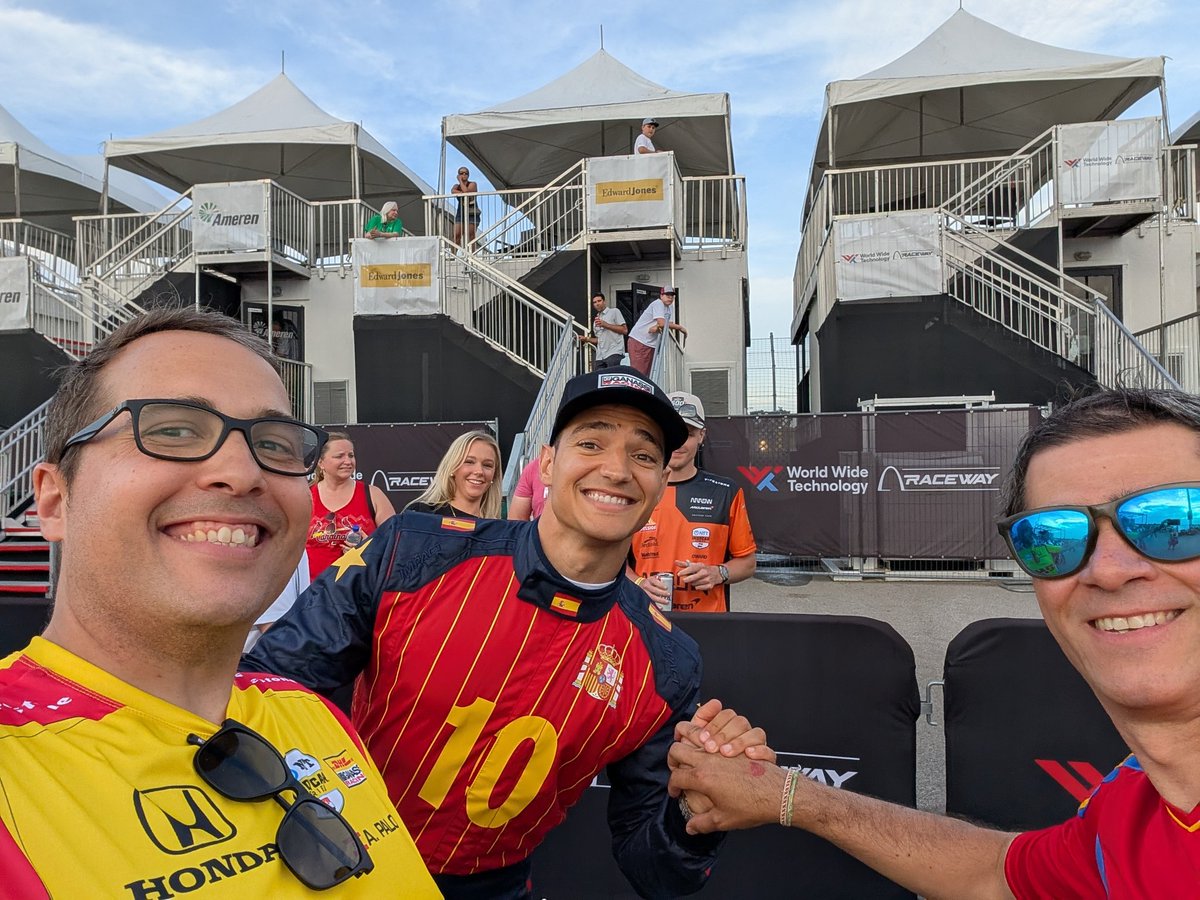 megolive's tweet photo. Cazado!!! @AlexPalou @Formula360es #indycar https://t.co/SWmzUq3Tcj
