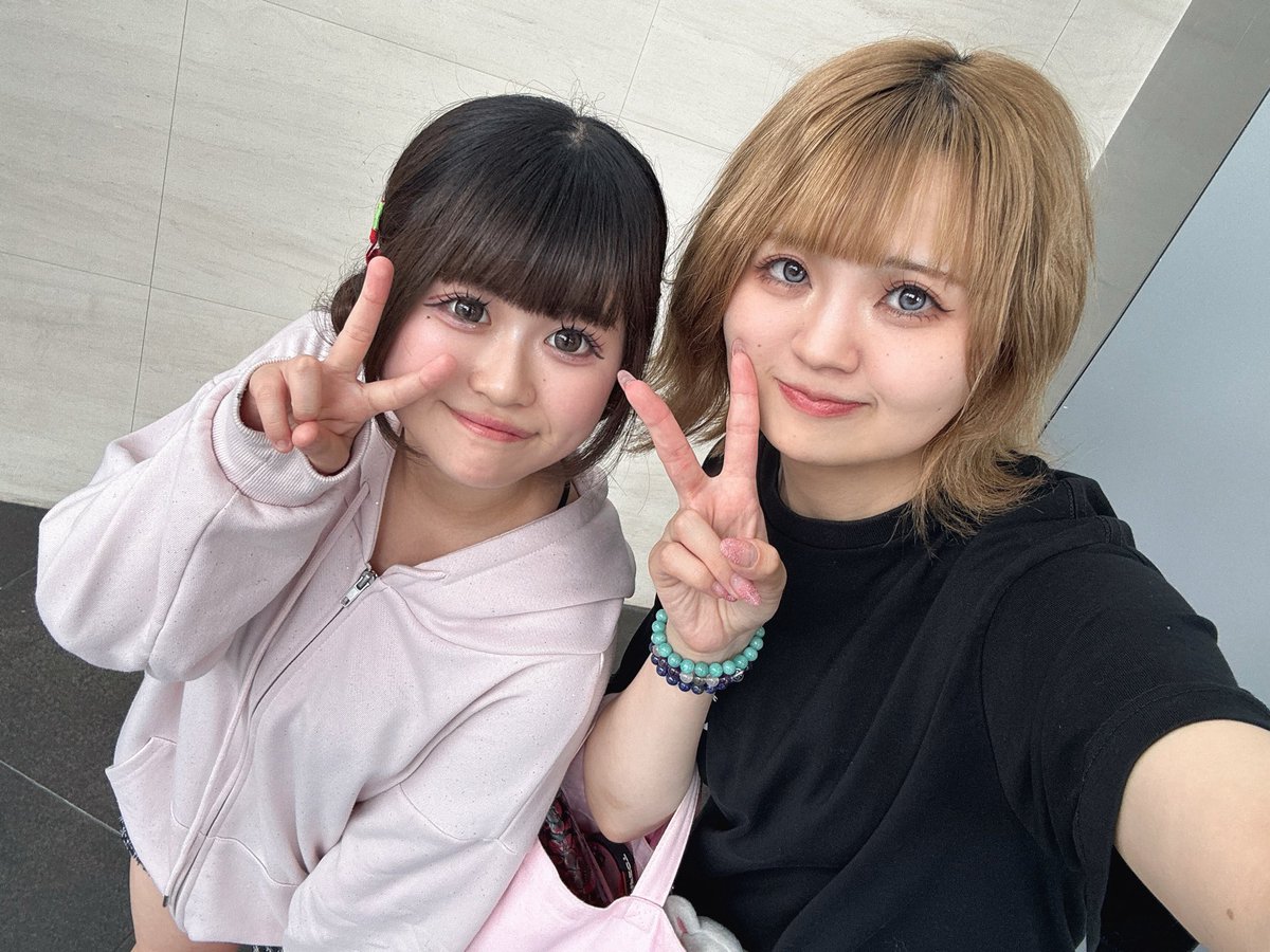 DARTS_Apoipoi's tweet photo. PERFECT山口戦、応援ありがとうございました…!!
ロビンは足の痛む感覚に苦しくもなんとか落とさず抜けることができましたが、
切り替えてのトーナメント2回戦目で敗退…。
倫代さんのかっこいい背中を見て、悔しくて審判しながら涙を堪えるのに必死でした。福島は更に頑張る！
最後はやはりゆきりん📸 https://t.co/VOGXSMA7ZJ