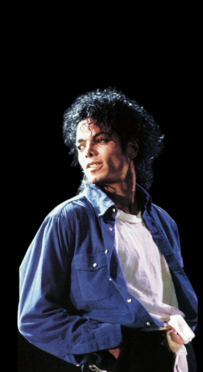 hbkslawyer's tweet photo. this is my favorite mj look ever 
his hair looks so good https://t.co/8CzDakSM6U