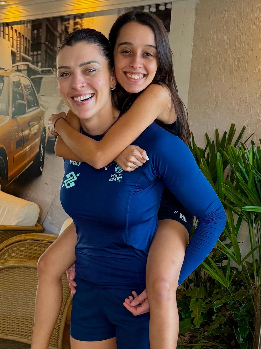 LittleMBR's tweet photo. Rosa, obrigada por tantos momentos incríveis 🩷🥹 https://t.co/Qija7Opkht