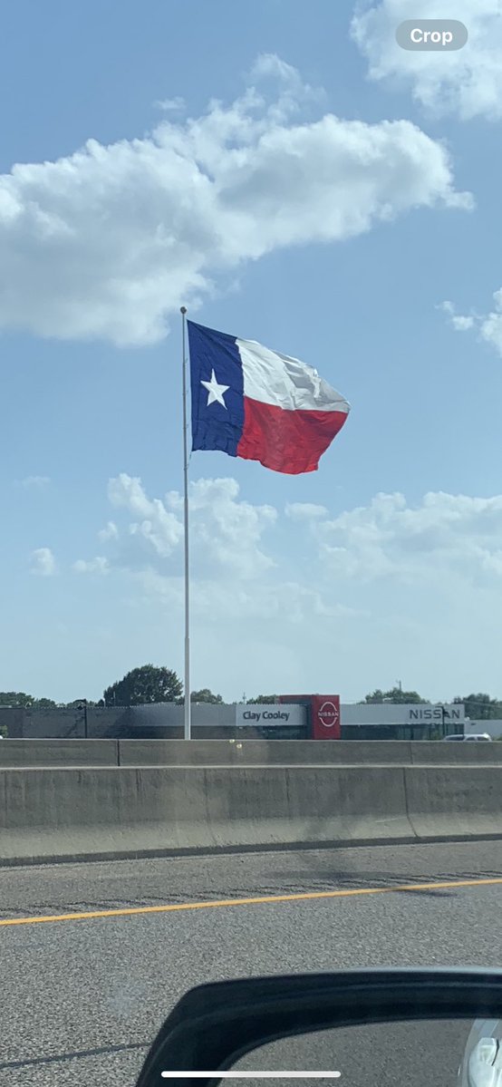 KarenLinGraves's tweet photo. I made it to Texas… not gonna lie my NASCAR life spoiled me, flying commercial is mentally &amp; physically exhausting.  What the 🔥 they did to my luggage is another story, and the TSA Pat down 😳..Excited to meet the wonderful horsemen here in Texas https://t.co/5dUG89aizH
