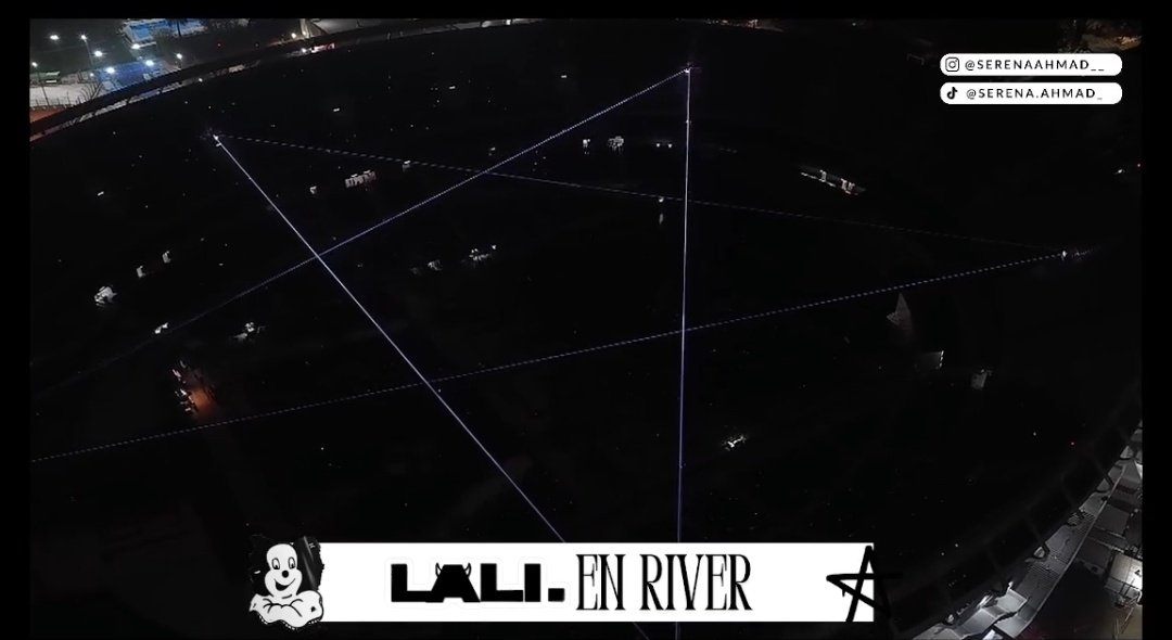sebaalvaraddo's tweet photo. LALI FORMANDO LA ESTRELLA DEL DEMONIO EN RIVER 🚬🚬🚬 https://t.co/YBsqui0R01