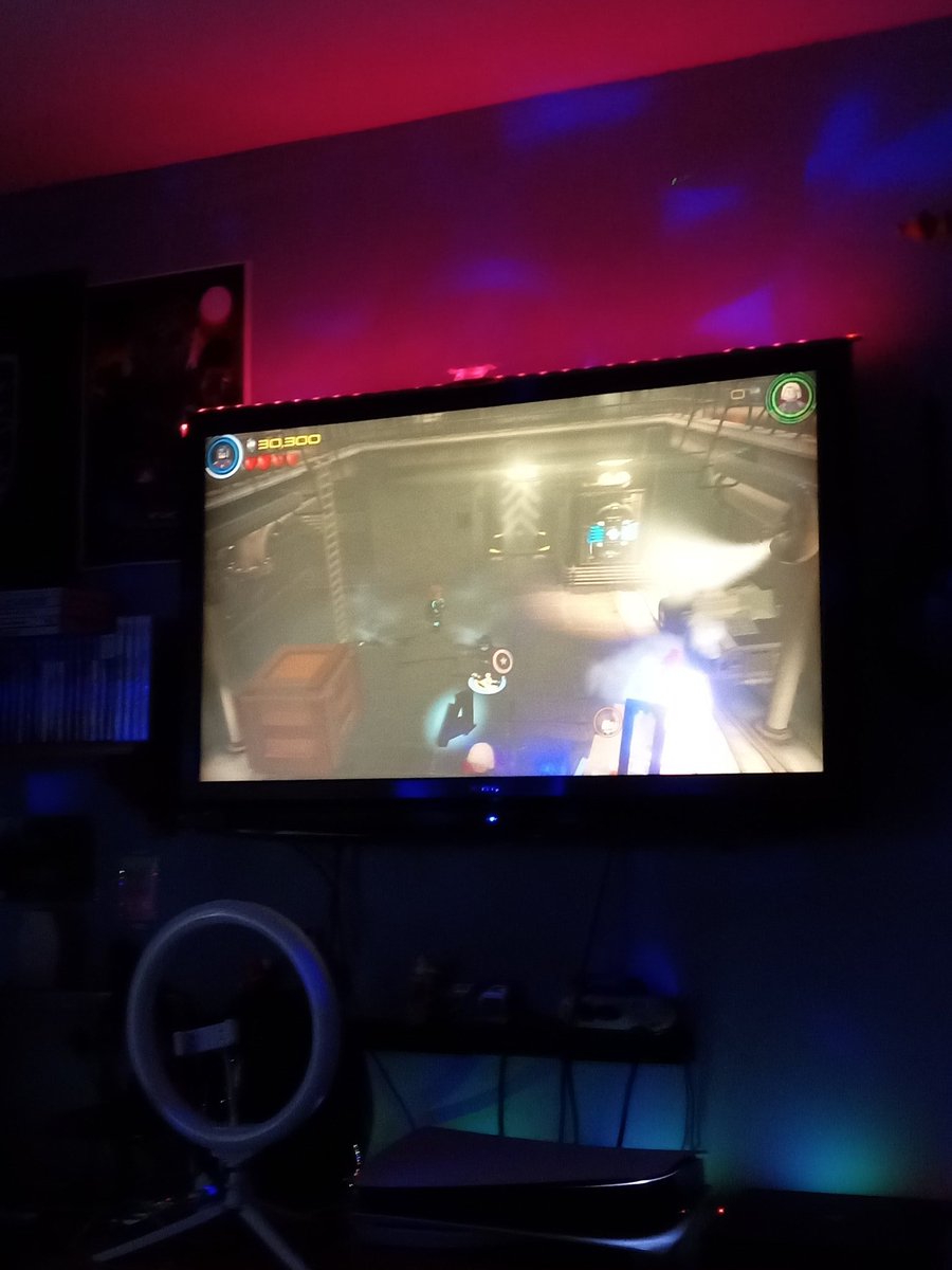 Gun14S's tweet photo. Gotta love a peaceful Sunday Evening. Nothing like playing #LegoAvengers. #Sundaynights can't get any better than this. 

#Gaming #GamingIsLife #Lego #avengers #Gamer #Gamingcommunity #Marvel #GamerLife #sundaynight #videogames #Gun14Slinger https://t.co/OwoaC4Xcja