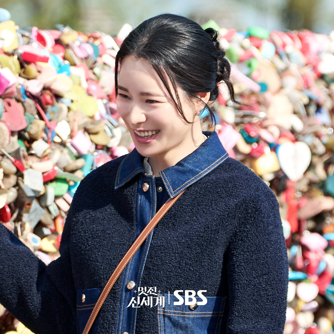 SBSNOW's tweet photo. 서리세계의 설렘 MAX 남산 데이트 현장💕
빽도는 없어 서로 혼자 두지 않기로 약속해🥹

SBS 금토드라마 <멋진 신세계>
☞ [금,토] 밤 9시 50분

#SBS금토드라마 #멋진신세계
#MyRoyalNemesis
#임지연 #허남준 https://t.co/NQdP0w4XvJ