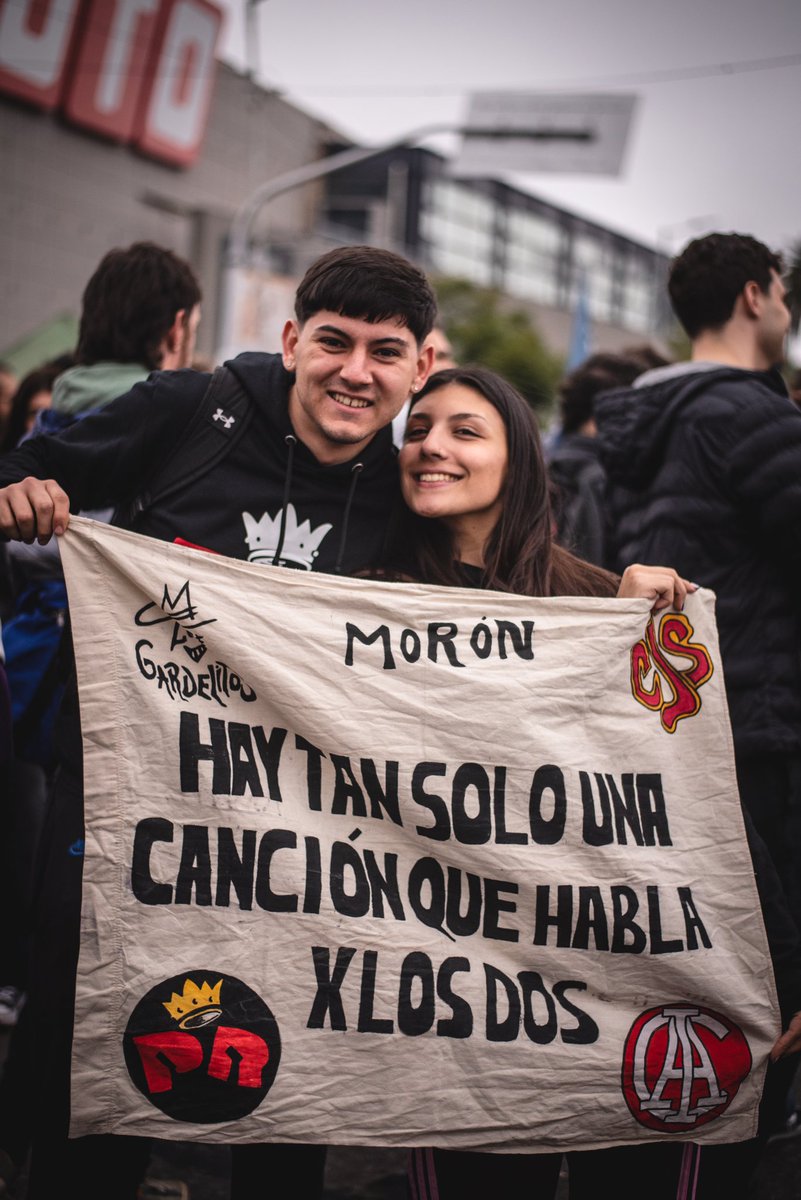 Independiente's tweet photo. Cuando el fuego crezca, quiero estar allí.

#Independiente, del pueblo de Avellaneda. Siempre ♥️

#TodoRojo 🔴 https://t.co/smrCH0L1Hf